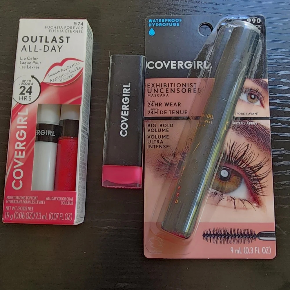 Covergirl Mascara and 2 Covergirl lipsticks - Picture 1 of 7